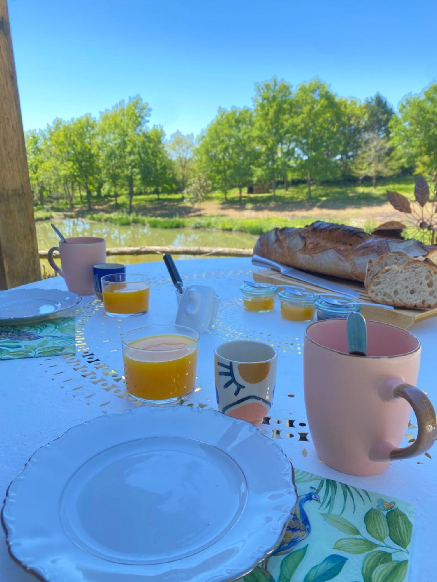 La Bastide Acomodação com café da manhã Armous-et-Cau Exterior foto
